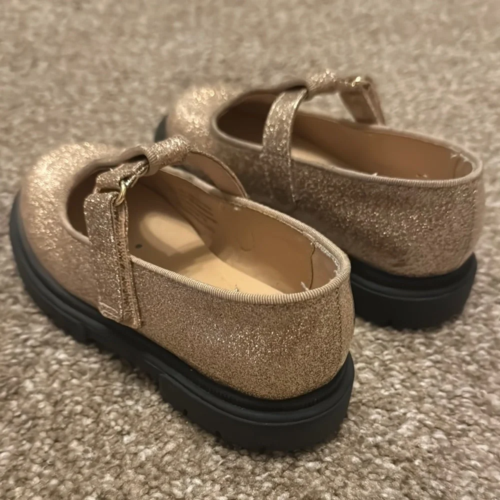 Gold Glitter Kids Shoes - 7 toddler